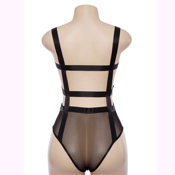 📸 New Arrivals have arrived! Sheer Black Bodysuit - Picture 4 of 7